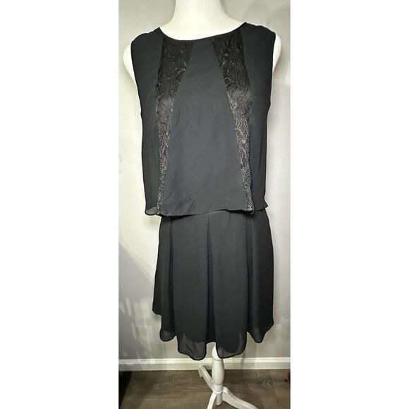 BCBGeneration Dresses & Skirts - BCBGENERATION Woman's Black Cocktail Dress Mini Black‎ Sleeveless Lace Size 8